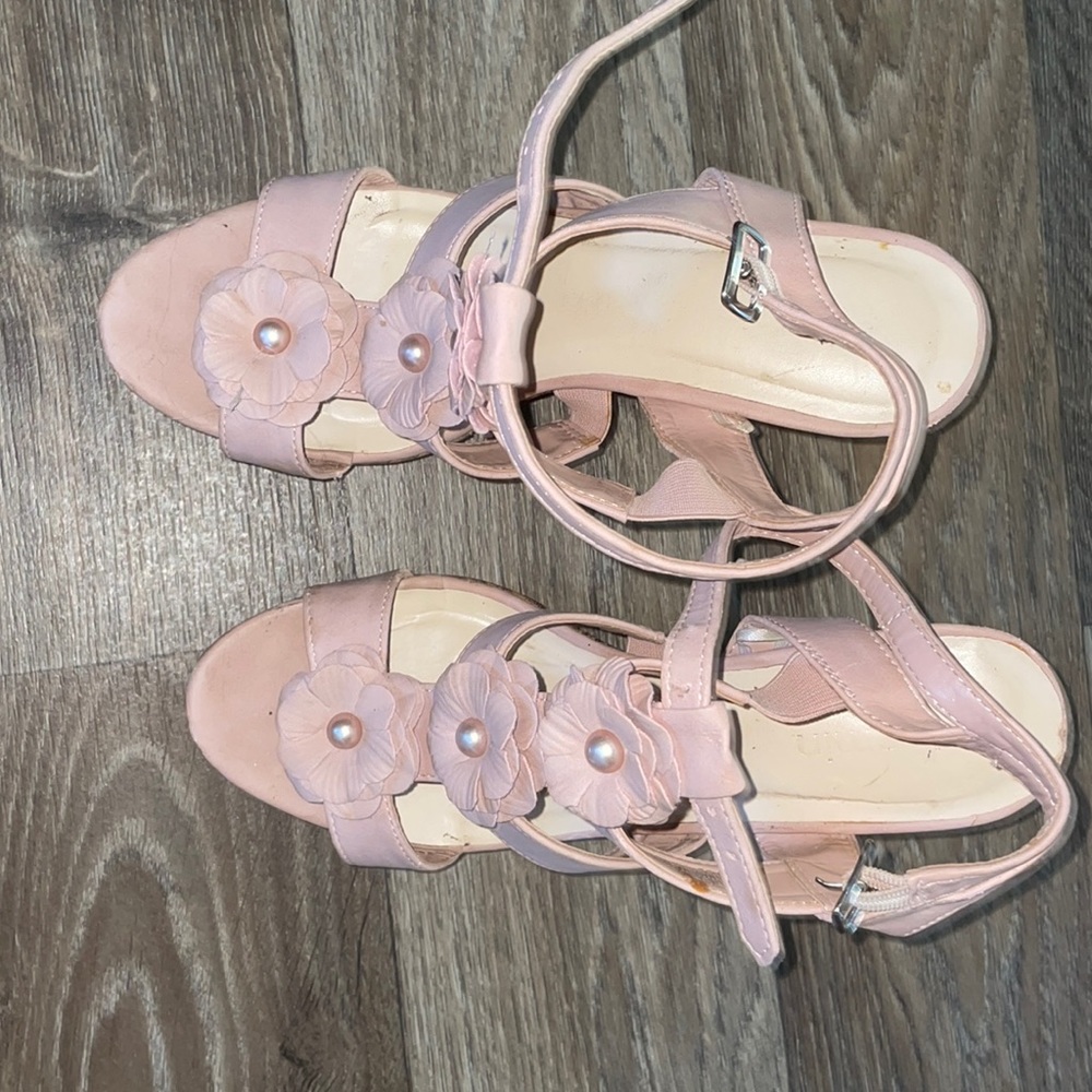 Jasmin mauve floral wedges